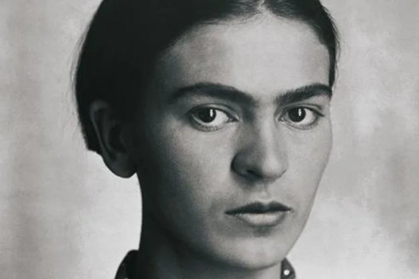 Frida Kahlo - Explore the Life and Art of the Iconic Frida Kahlo