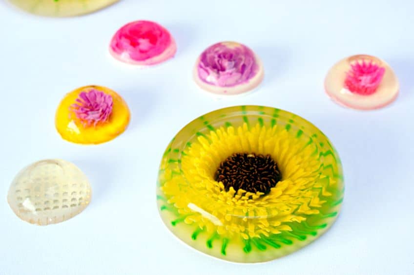 Resin Art and Flowers