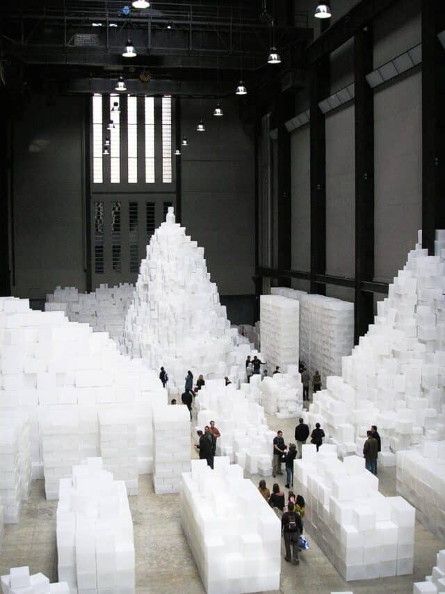 Installation Art - An Investigation of Art Installation Pieces