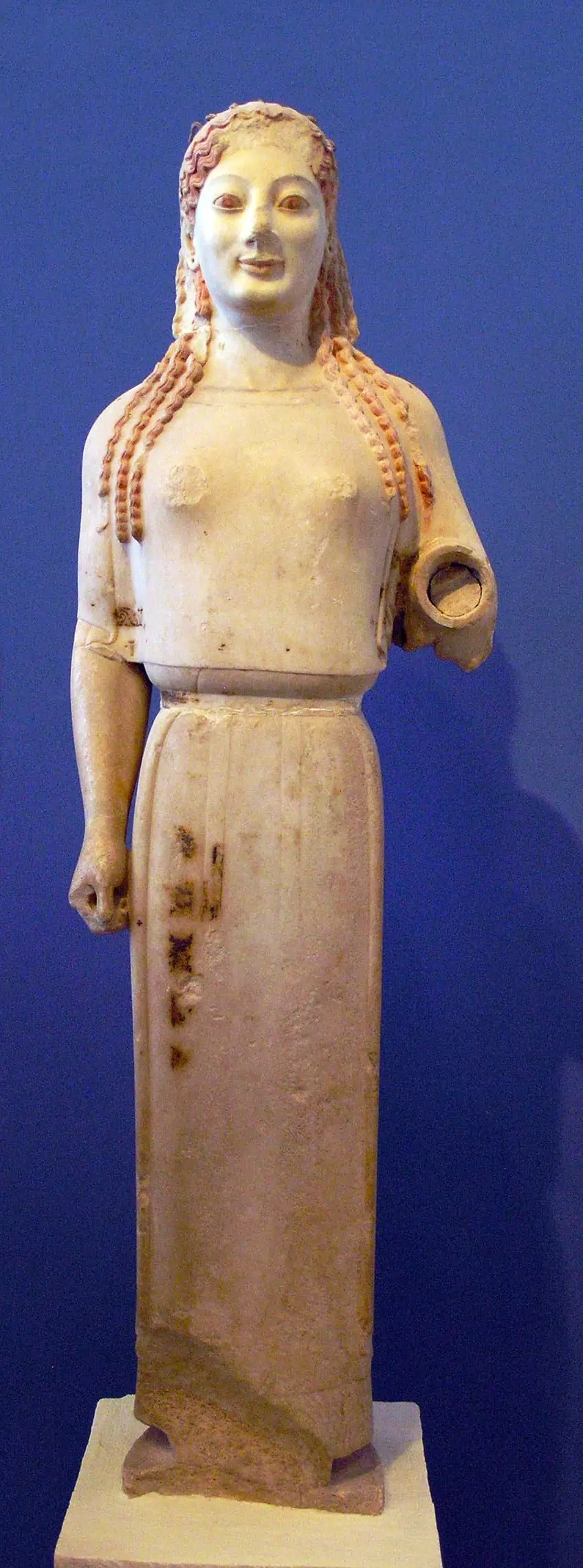 Female Greek Statues to Know