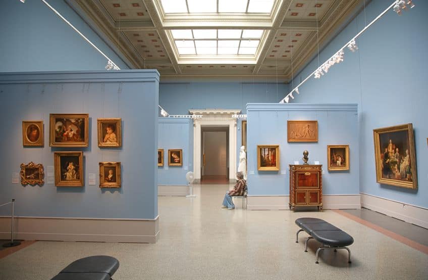 Art Gallery vs. Art Museum