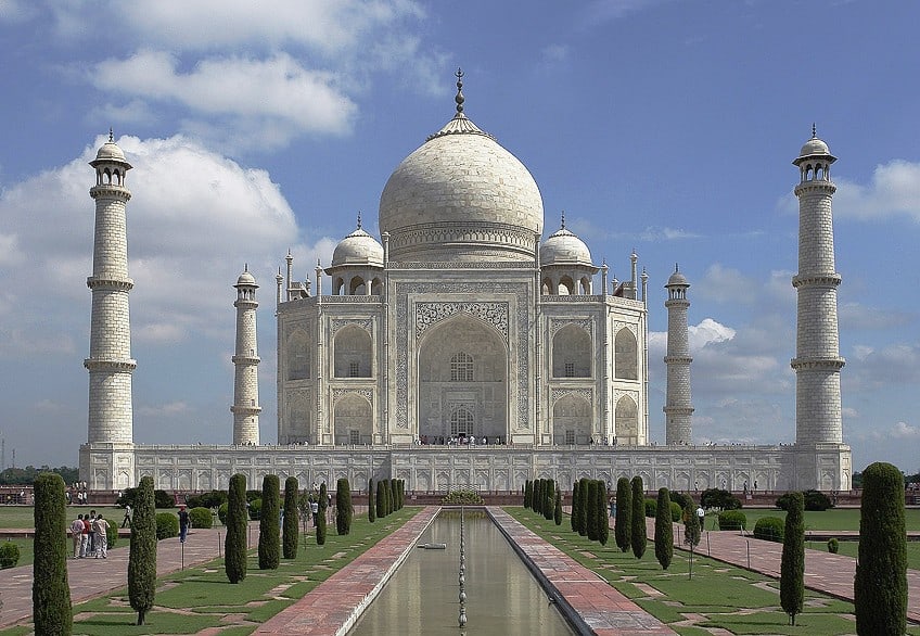 Taj Mahal Iconic Buildings