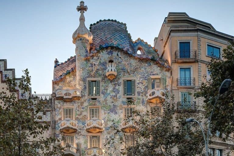 Antoni Gaudí’s Buildings in Barcelona – Gaudí’s Iconic Structures