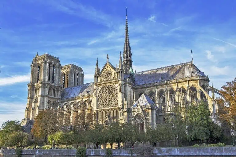 Gothic Cathedrals – A Testament to Human Ingenuity