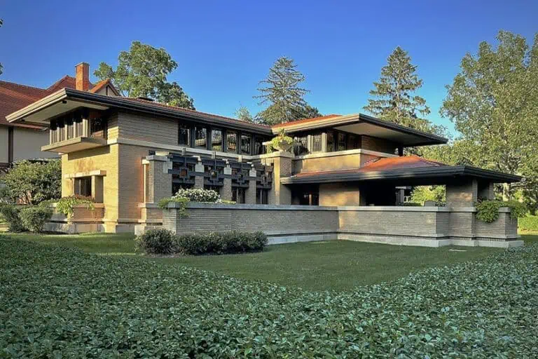 Frank Lloyd Wright – The Life of the Architectural Visionary