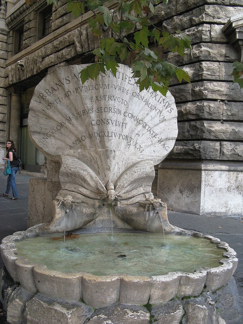 How Many Famous Fountains in Rome Are There