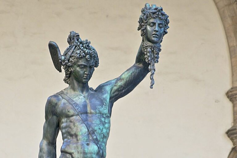 Famous Bronze Sculptures – Explore 15 Metal Marvels